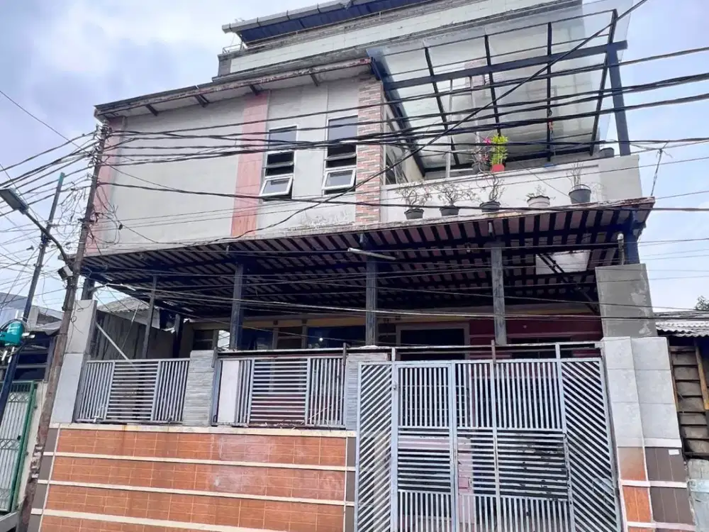 Rumah 3LT 336m2 4+1KT di Jelambar Full Furnished Bisa KPR