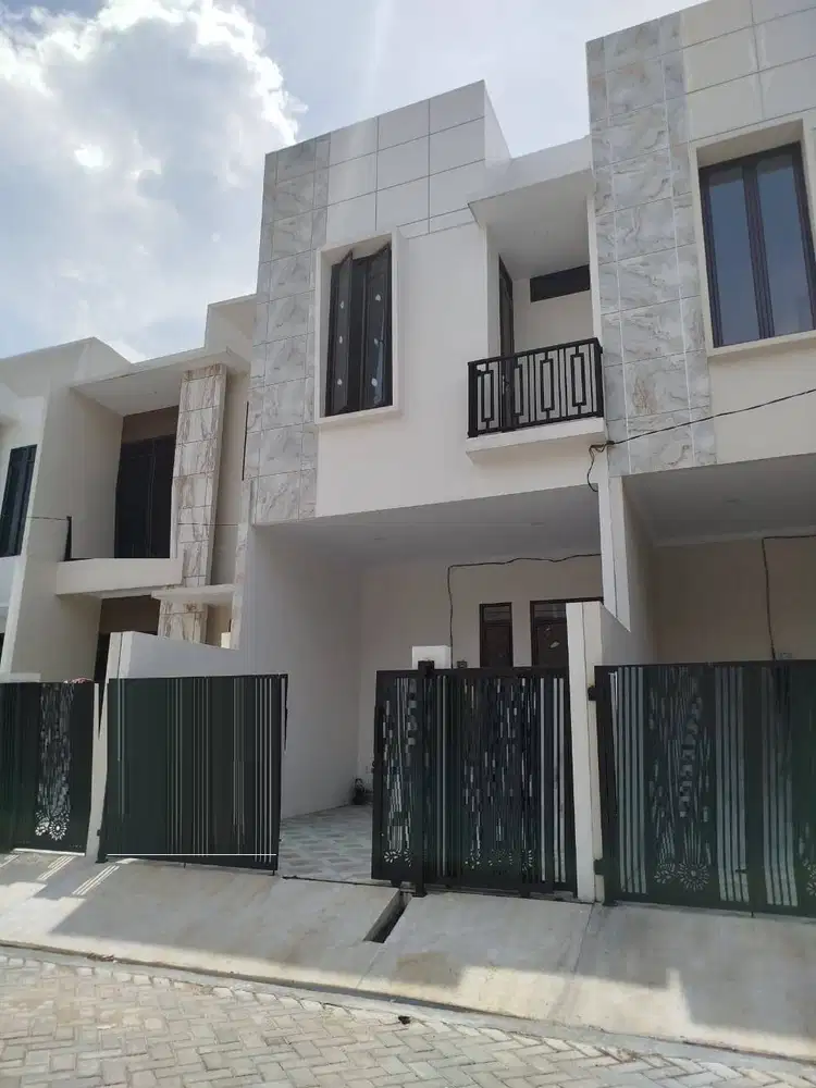 Dijual Rumah Minimalis 2 Lantai di Harapan Indah Kota Bekasi