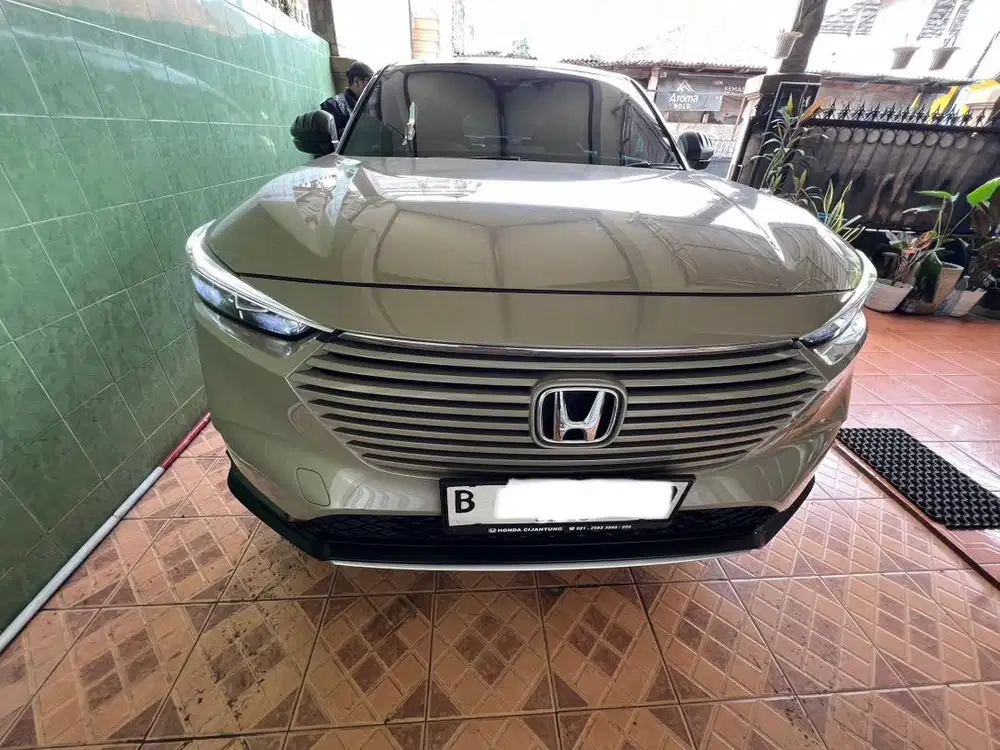 HR-V SE 1.5 Sand Khaki 2023