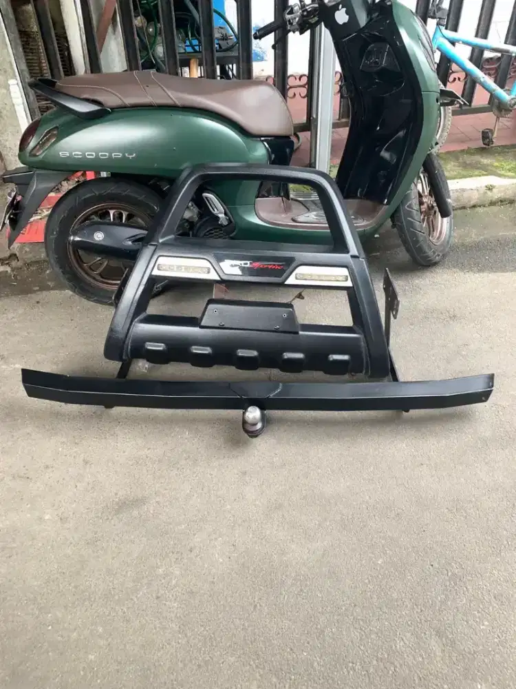 Towing bar & bumper depan mobil sigra