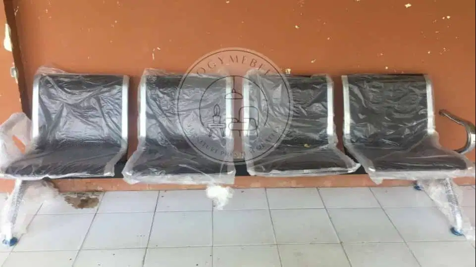 READY KURSI TUNGGU 4 SET TERMURAH SALE