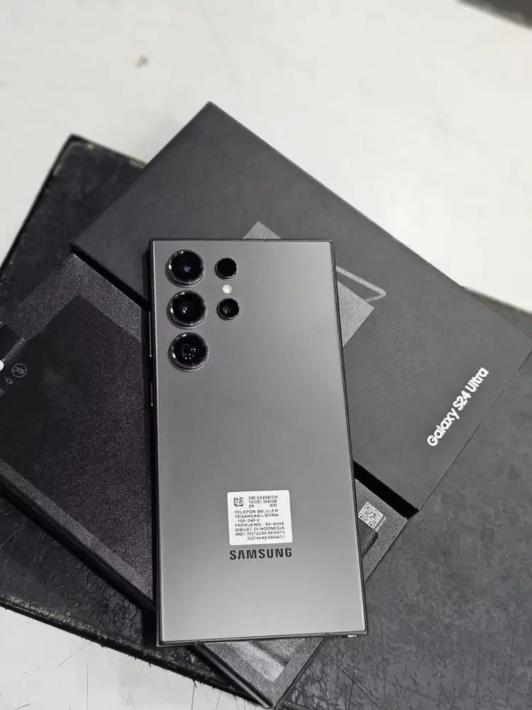 Samsung S24 Ultra 5G 12/512 gb sehat terawat