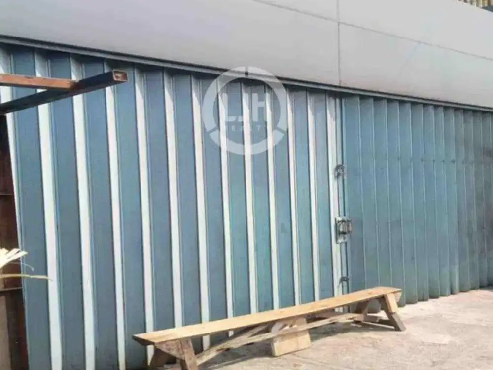 Ruko Bagus Samping Pasar Jalan Besar di Batujajar, Bandung, Jawa Barat