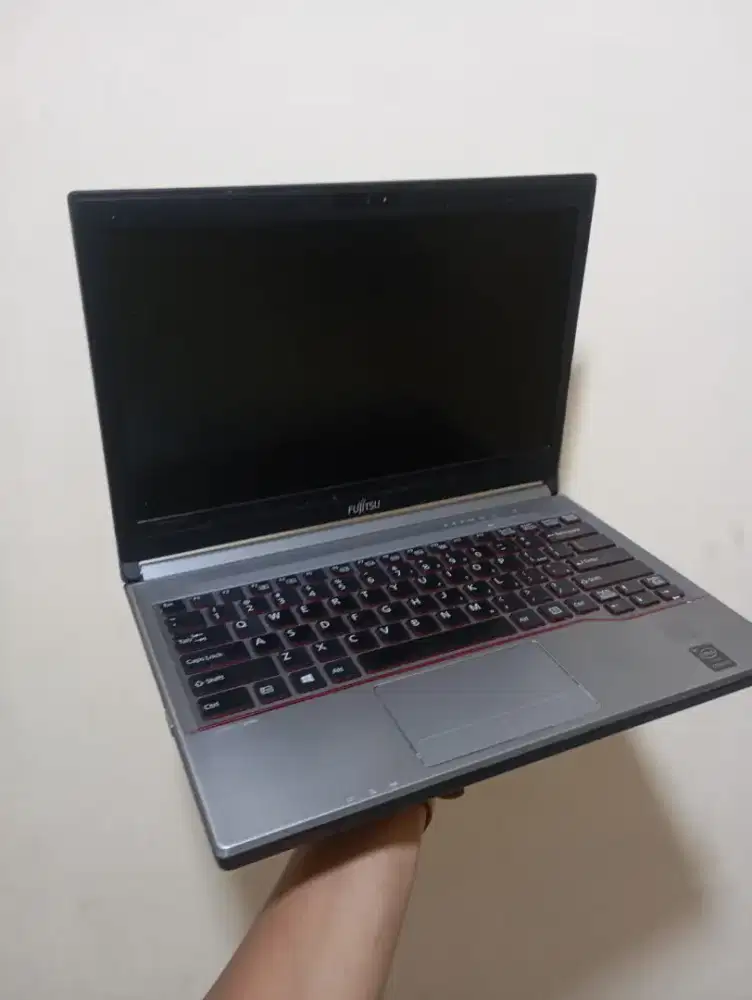 JUAL Fujitsu Lifebook E Series