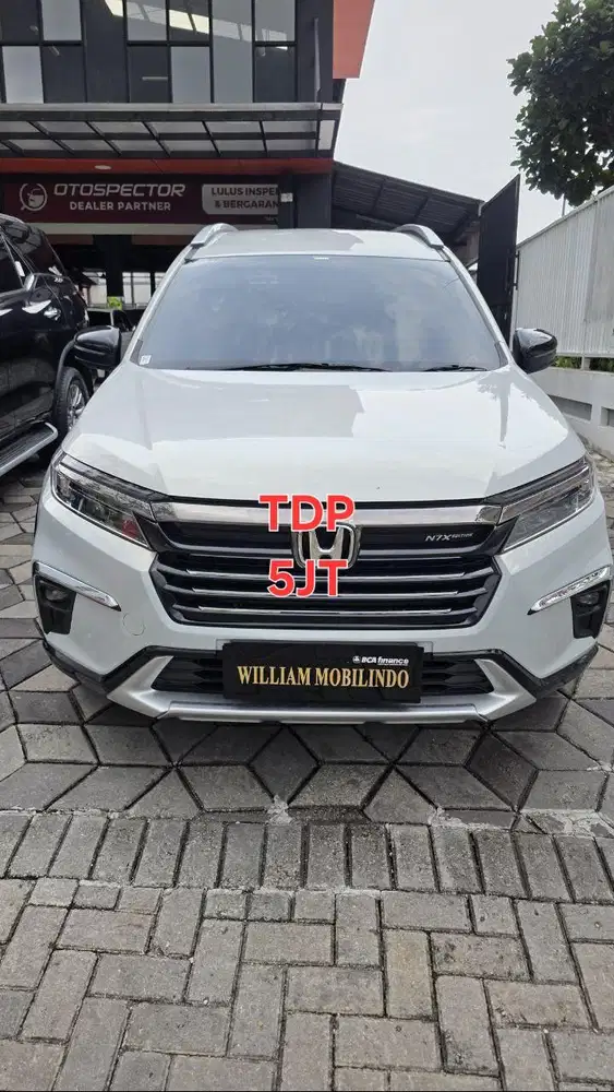 Honda BRV RS Sensing Matic Tahun 2023 Kondisi Mulus Terawat Istimewa