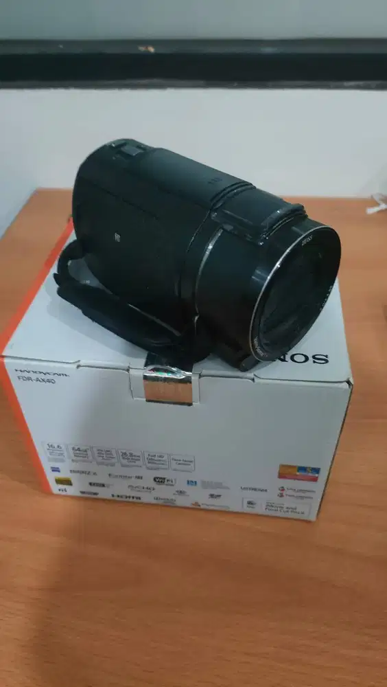 Jual Kamera Handycam Sony FDR-AX40.