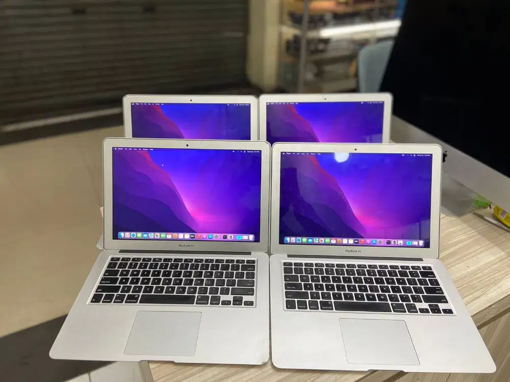 MacBook Air Core I5 Ram 8GB Ssd 128GB Layar 13-inch 2017 N- EC