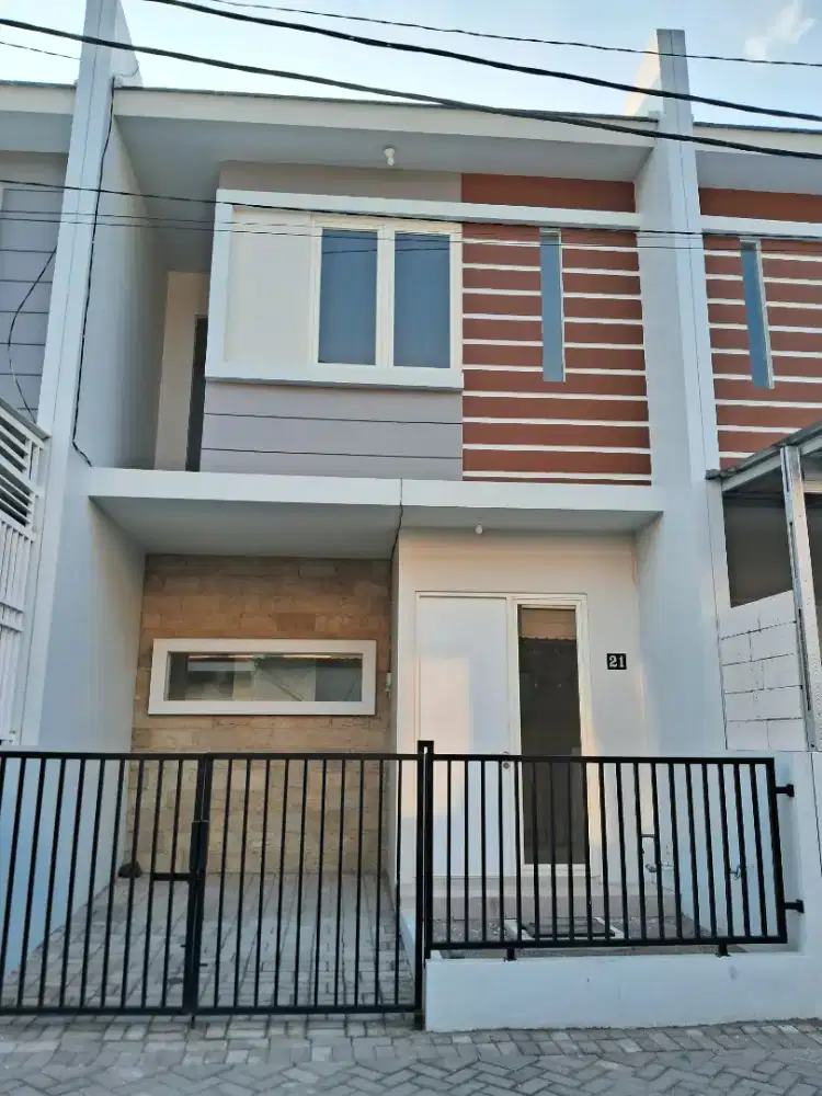 Disewakan Perumahan 2lt dekat jalan Utama