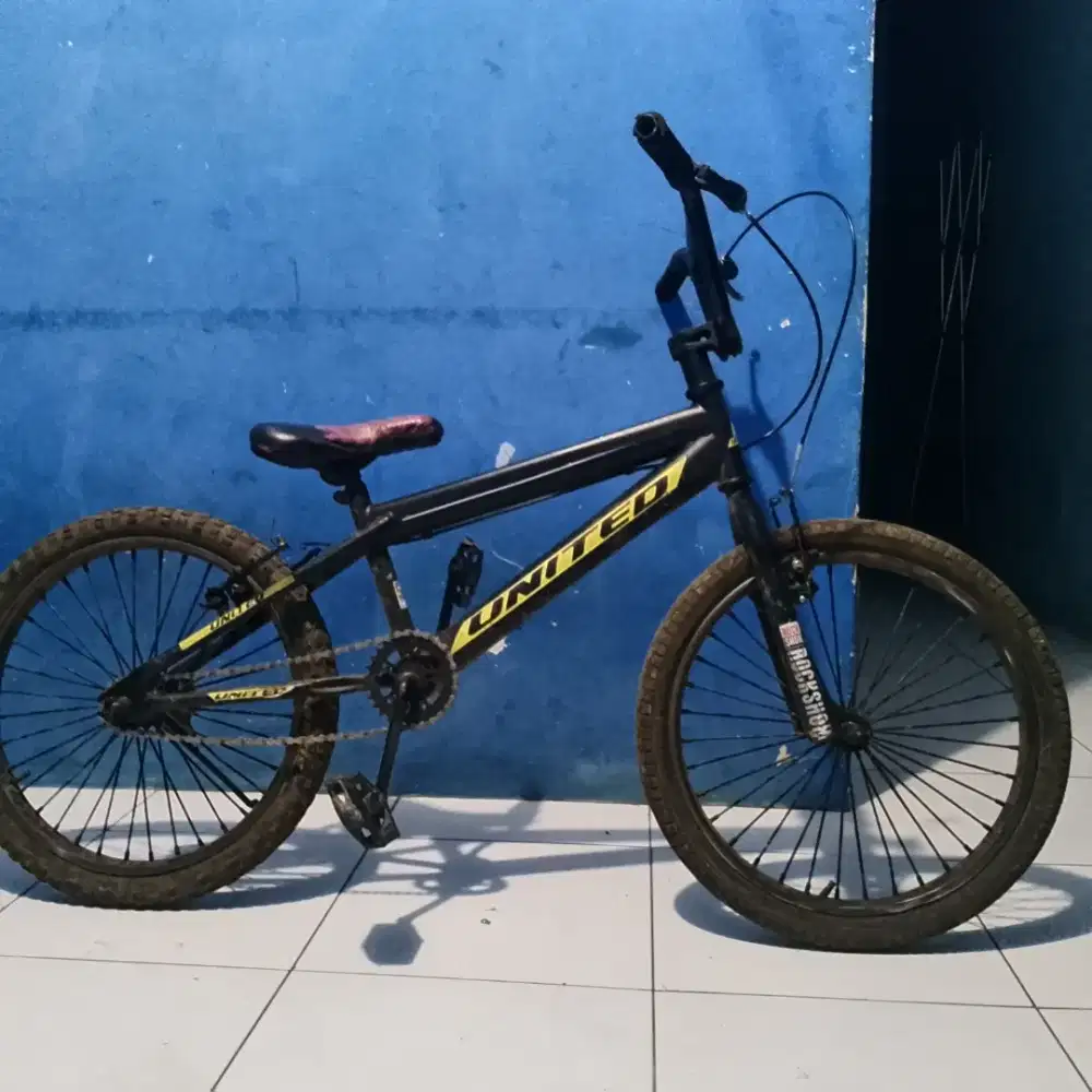 Sepeda BMX ukuran 20 siap pakai 400 bsa nego