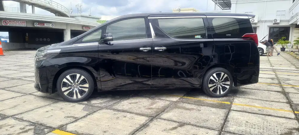 Toyota Alphard 2.5 G TSS [toyota  Safety Sense] AT
Nik 2022