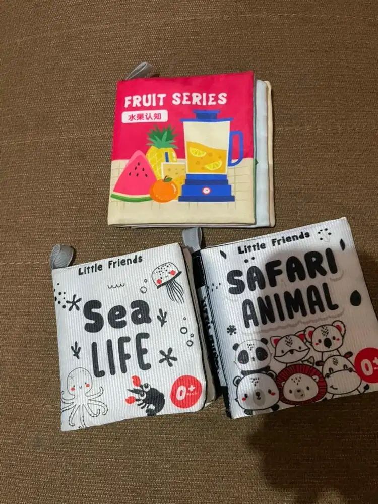soft book sensory baby