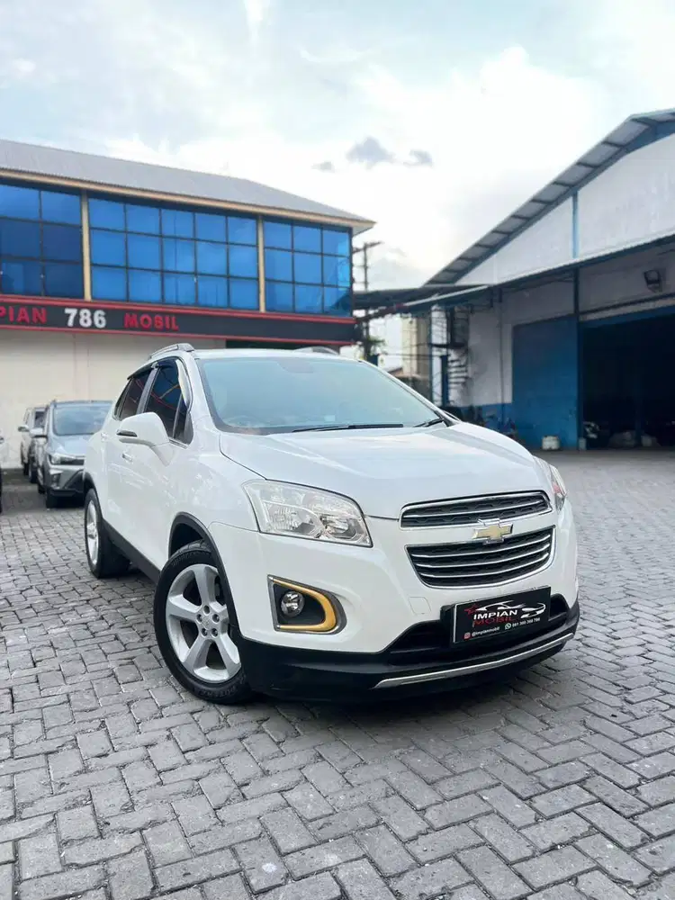 Chevrolet Trax 1.4 LTZ Turbo Automatic Putih 2016. Calya Sigra mobilio