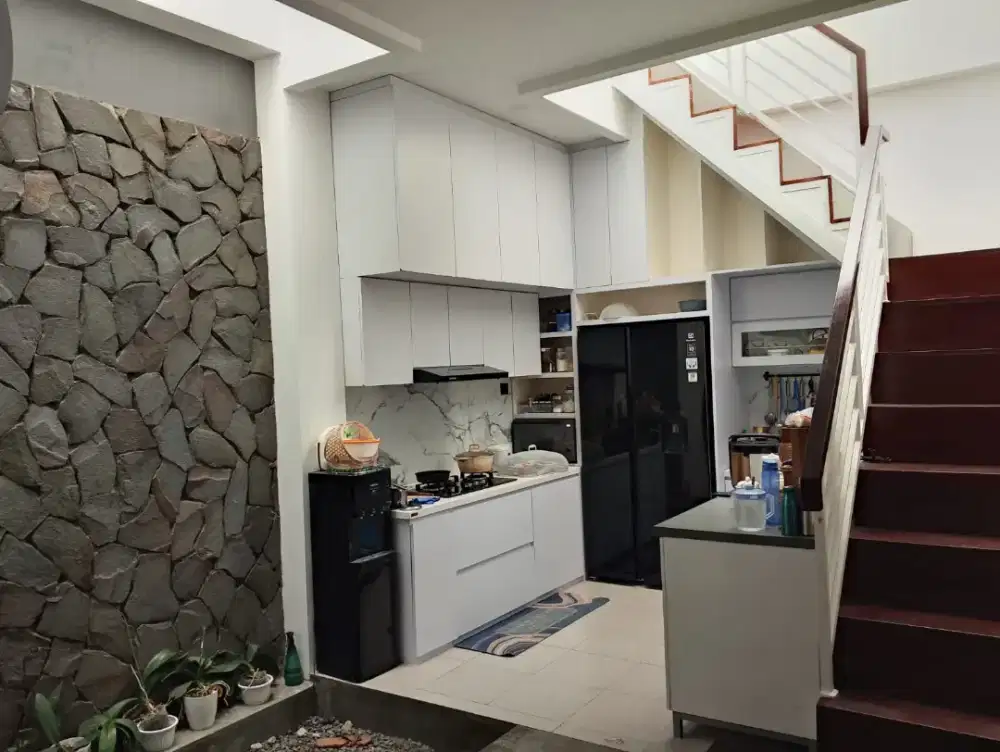 Dijual cepat rumah cantik di Maguwo