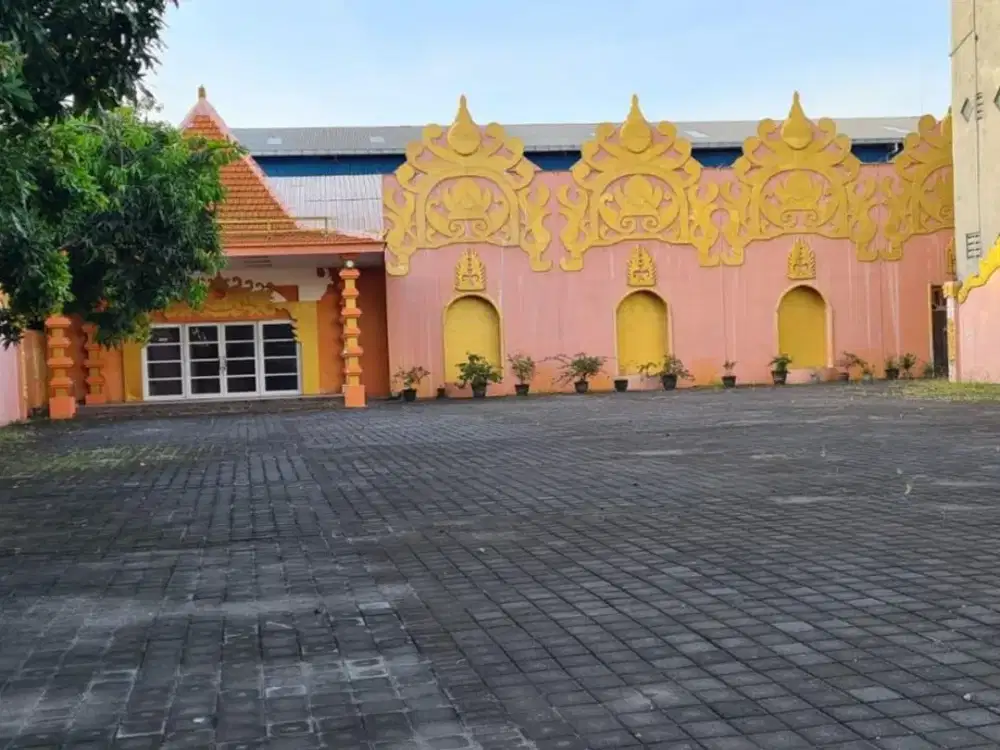 Tanah 50 Are plus Gedung 2 Lantai Disewakan, di Jimbaran Area