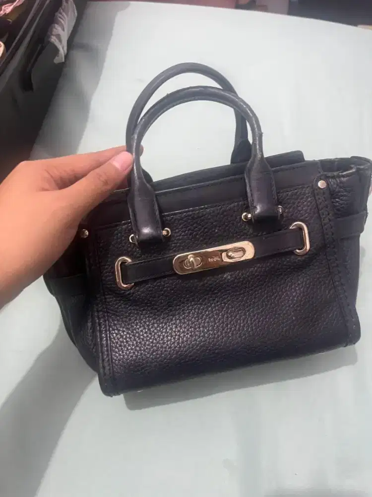 Coach original slingbag