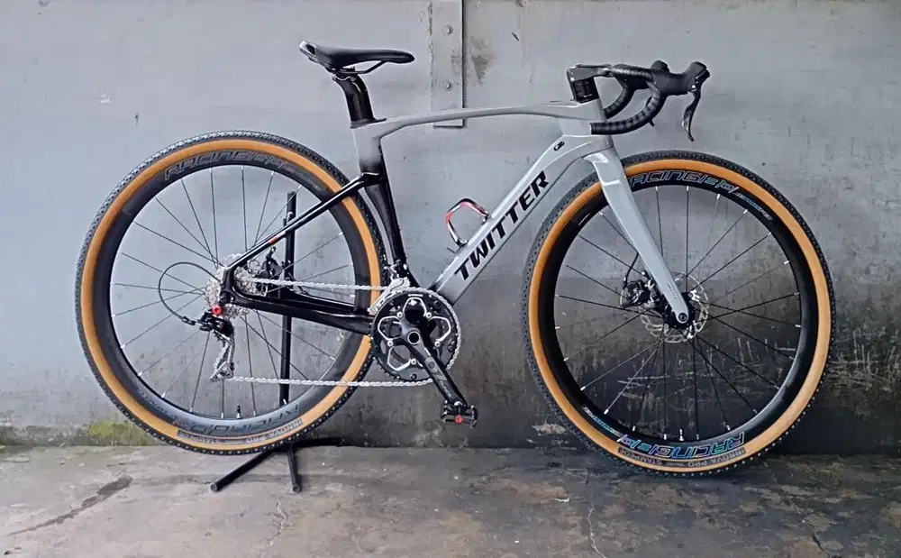 Roadbike gravel (10,5 juta nego)