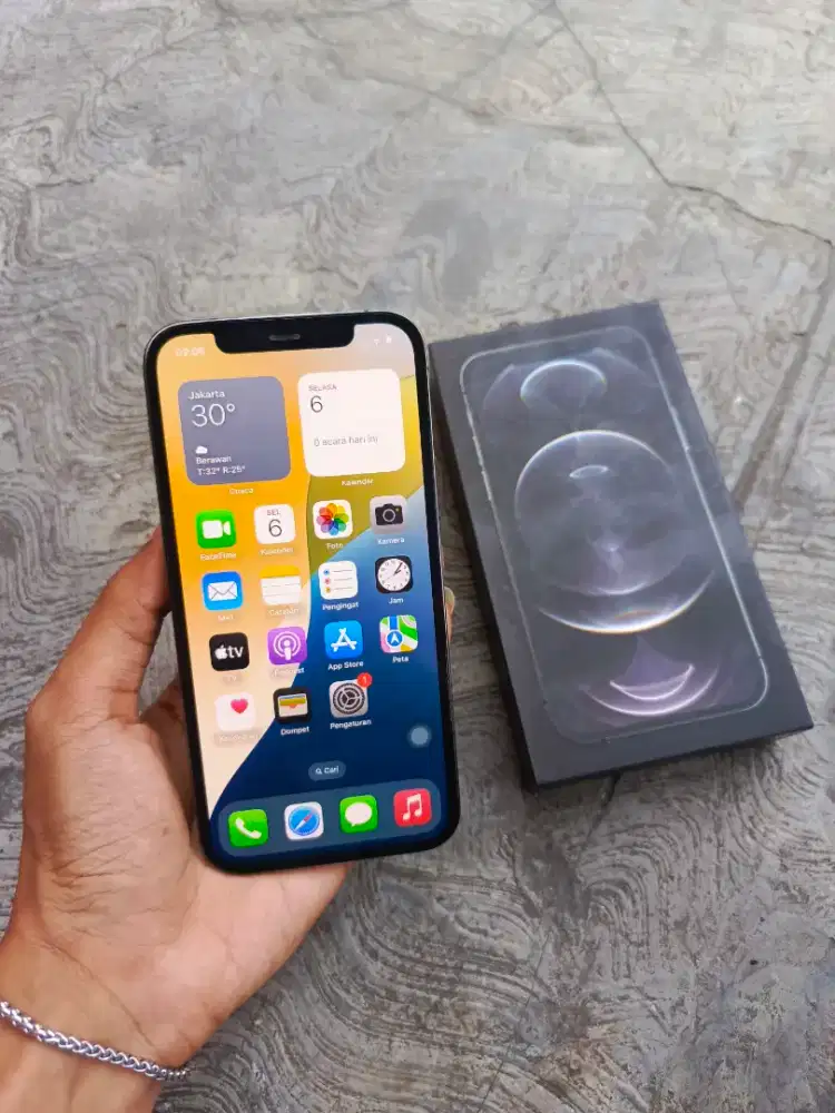 Iphone 12 Pro 256gb ibox Fullset