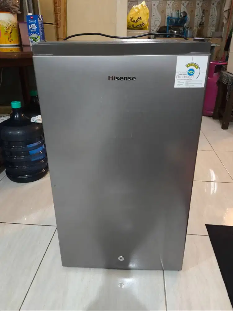 Dijual Cepat Kulkas Hisense