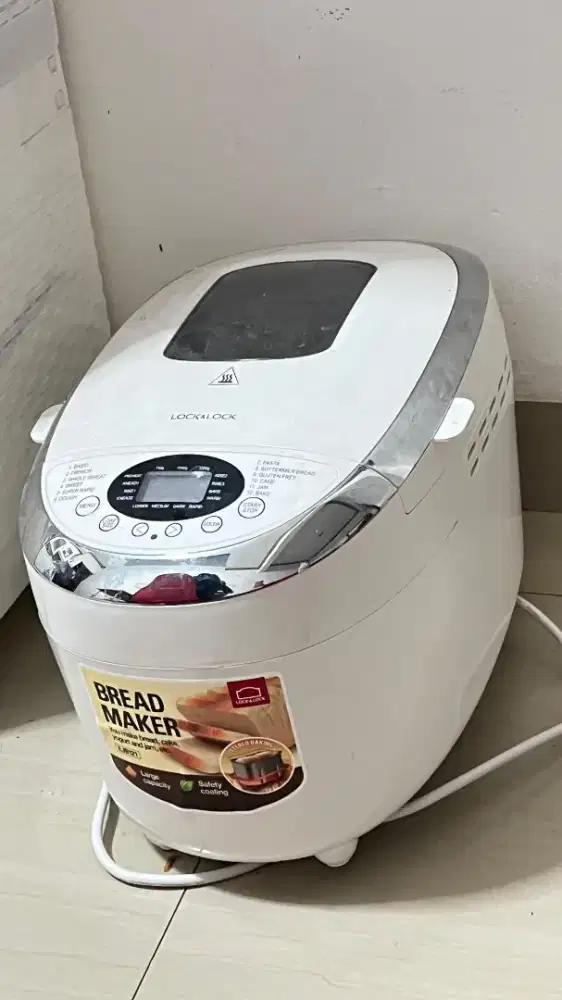 Bread maker / mesin pembuat roti