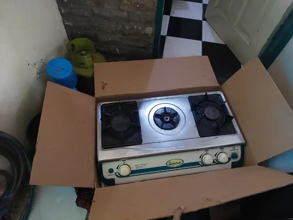 Kompor gas quantum elektrik 3 tungku