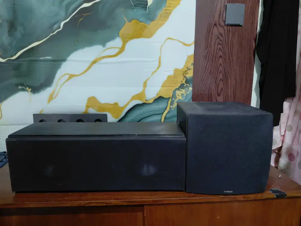 Speaker pasif dan Bass Yamaha Aktif