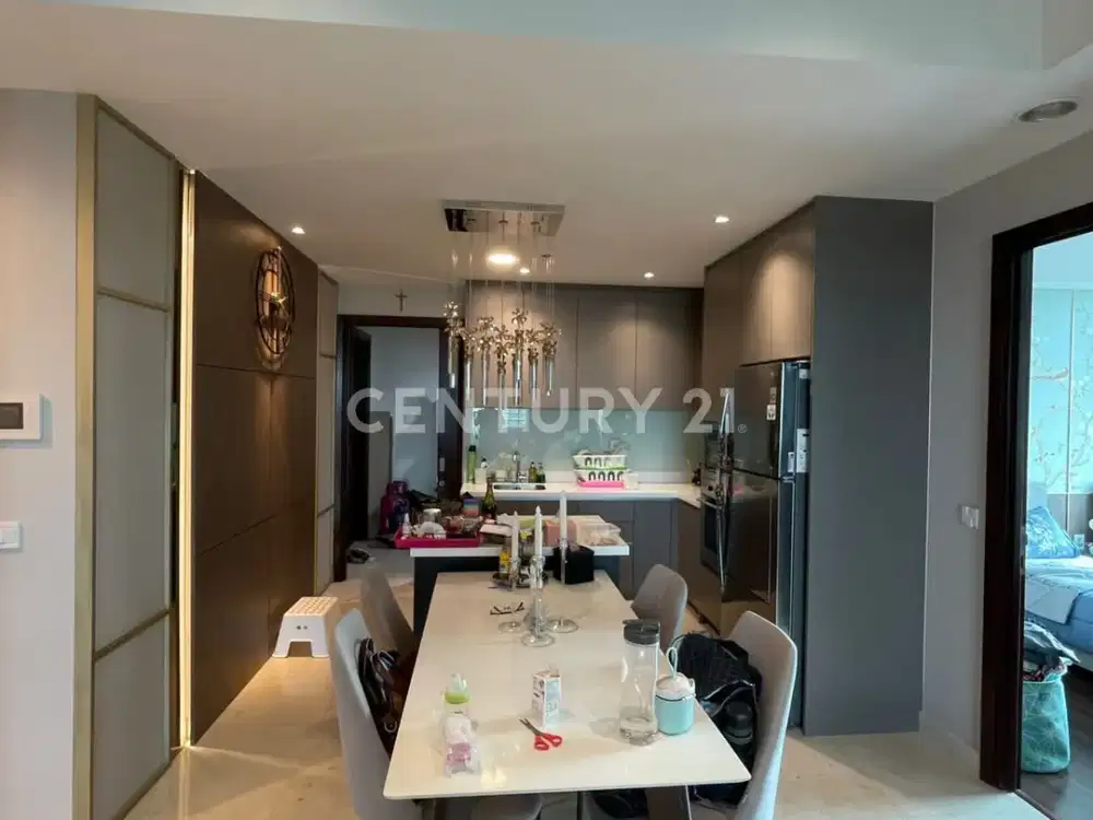 Disewakan APARTEMEN KENSINGTON DEPAN TAMAN SKY GARDEN