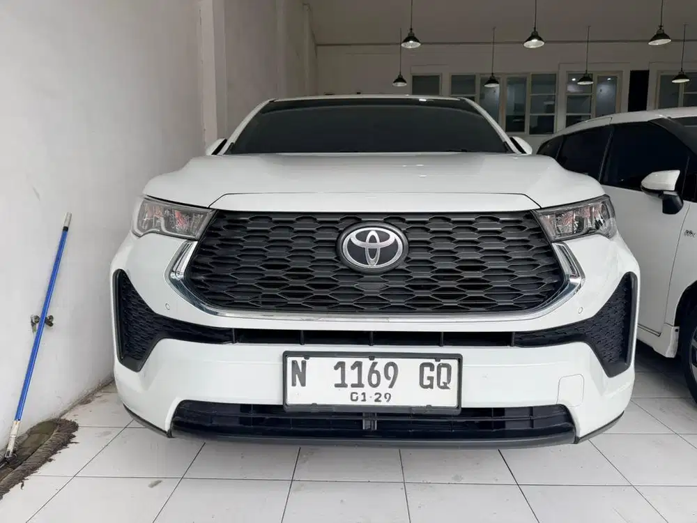 Toyota Innova Zenix V Bensin Matic 2023 PAJAK BARU DP 35jt Aja