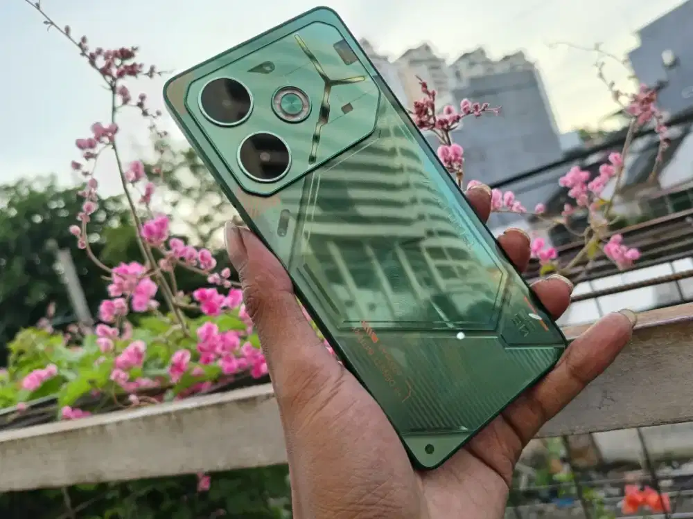 Techno Pova 6 8+8/256 Nominus