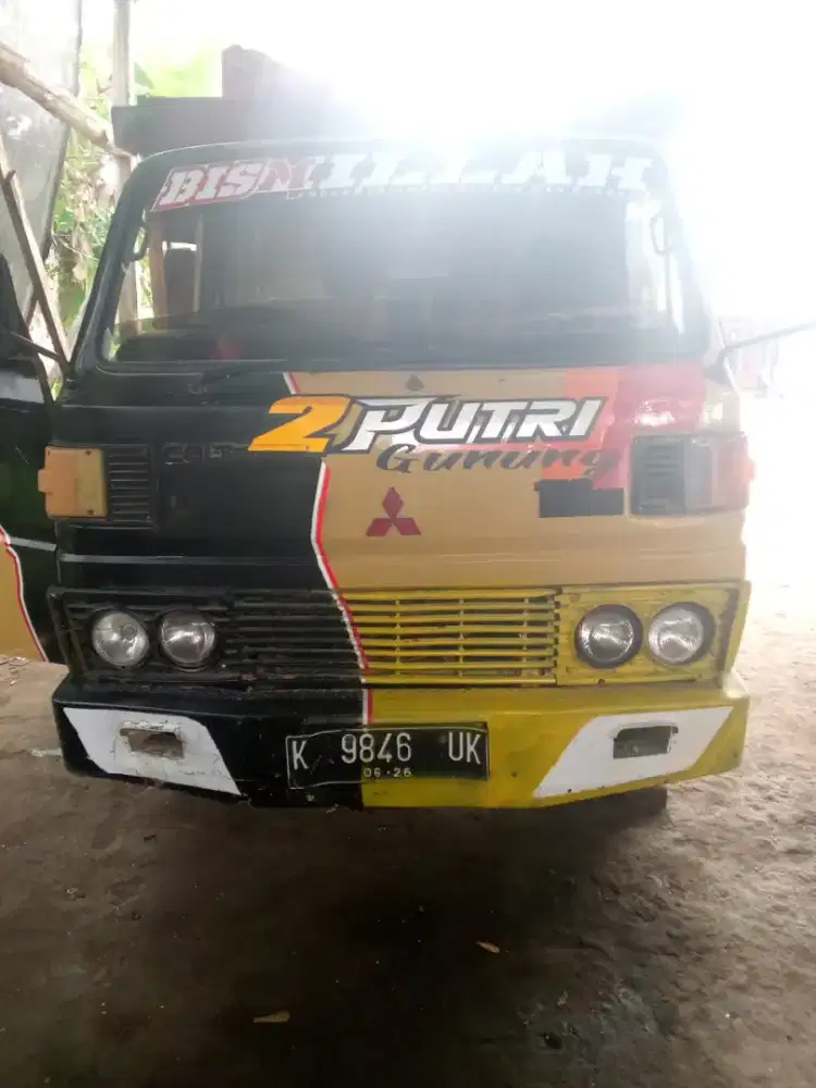 Mitsubishi Truk 120 ps