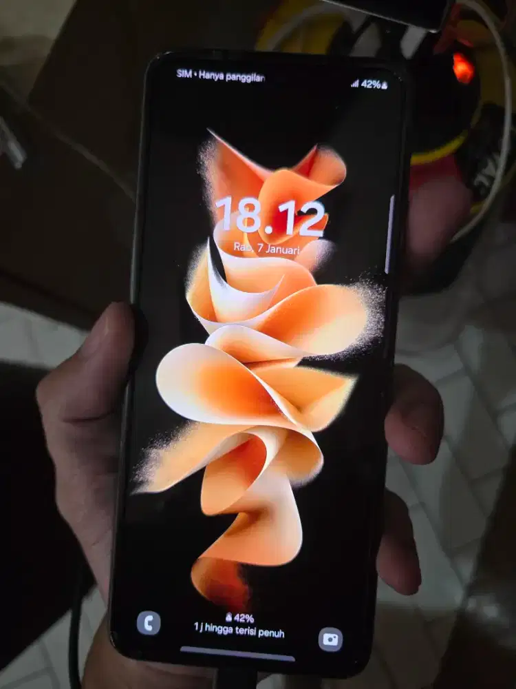 Samsung zflip 3 8/128gb unit only new malang