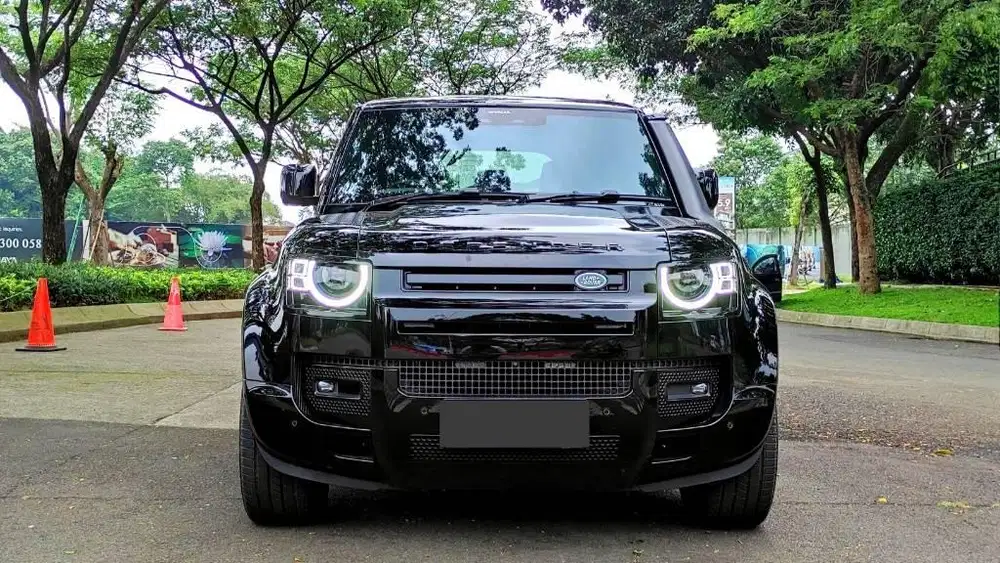 [KM 7rb] DEFENDER 110 SE P300 2022 Antik barang simpanan