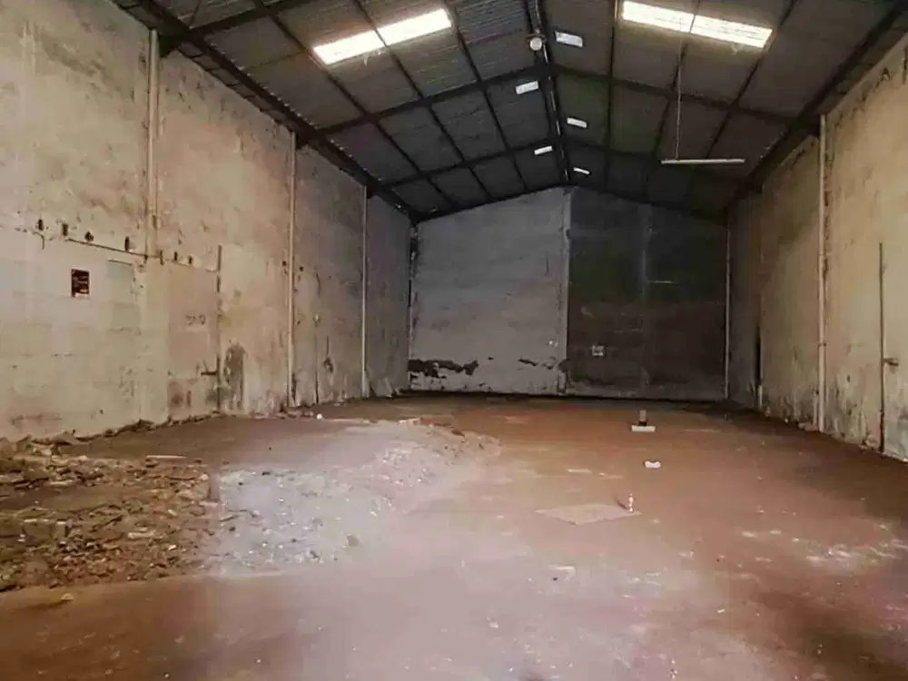 Gudang dijual di Safe And Lock