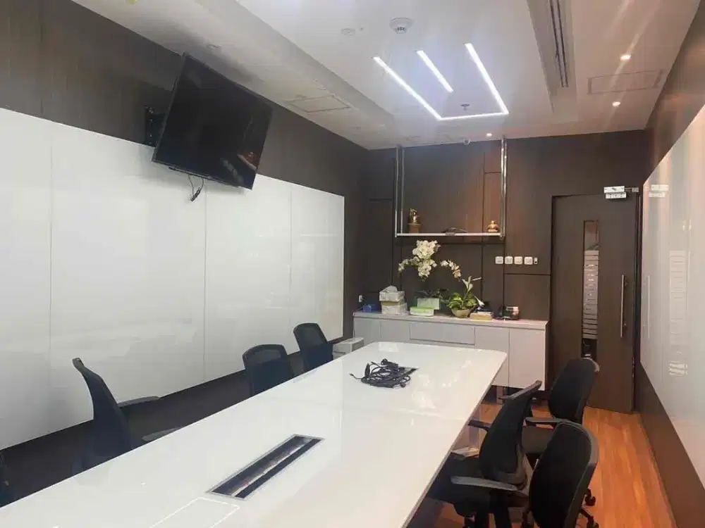 Disewakan District 8 Office Scbd 284 Sqm Fully Furnished