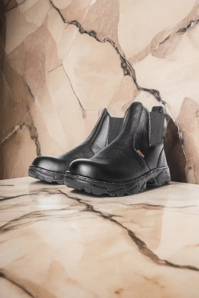 Elegan Sepatu safety S4 Godean
