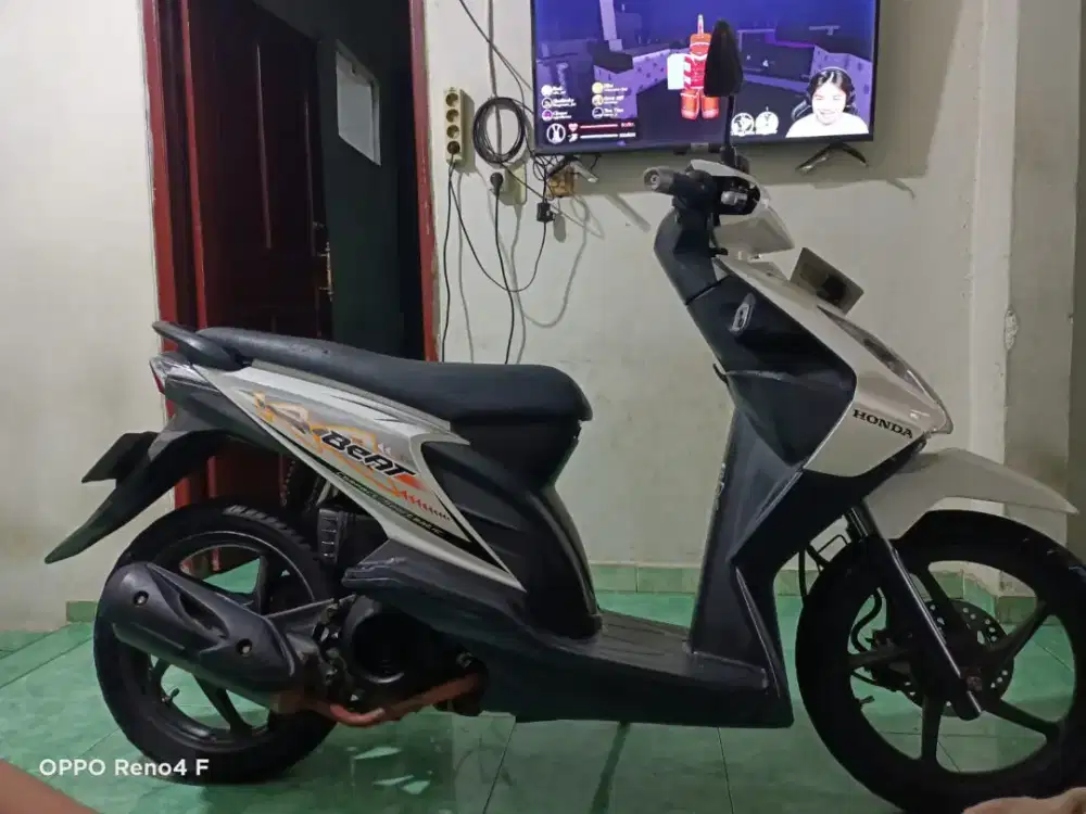 Honda beat tahun 2012