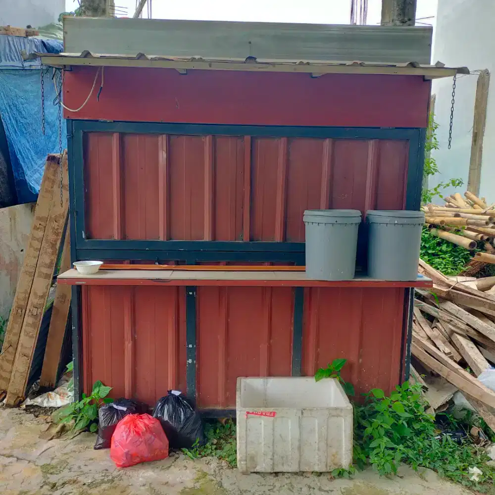 Kontainer booth/tempat usaha