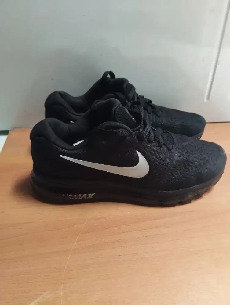 Sepatu Running Sneakers Nike Airmax 2017 41