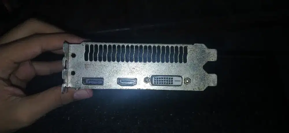 VGA RX 550 SAMA DUA PSU