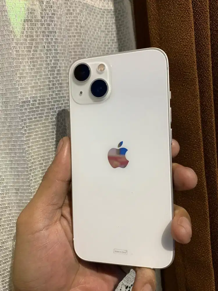 Iphone 13 128gb ibox garansi Okt2025