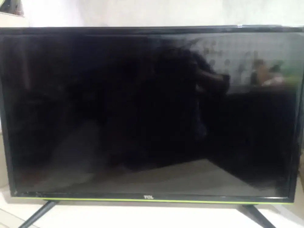 Tv ANALOG TCL 32 BELUM DIGITAL