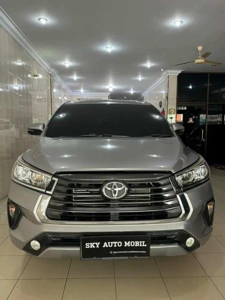 Toyota Innova Reborn G A/T Silver 2021