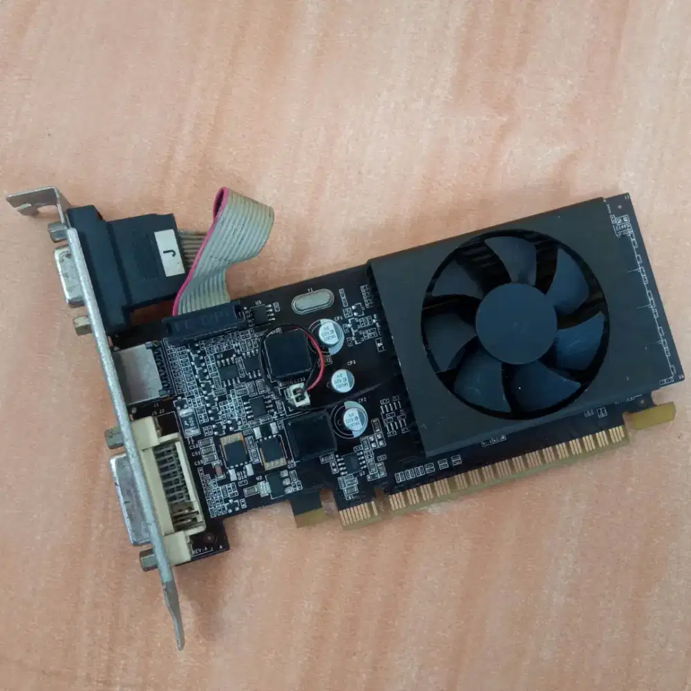 VGA nVidia GeForce GT610 • 2GB DDR3 64Bit