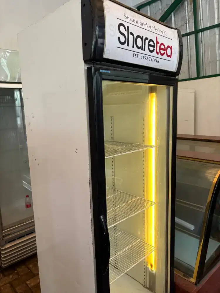 showcase 400L
harga 2,7jt, mesin ori