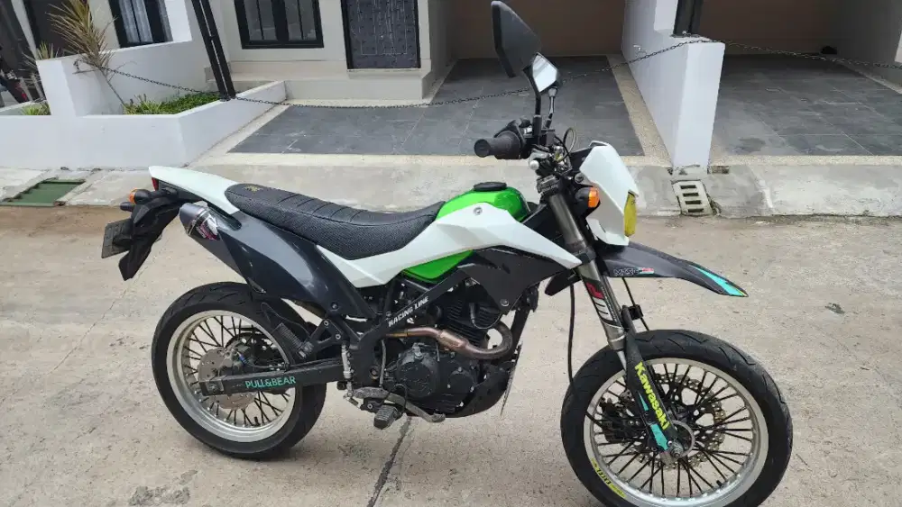 Kawasaki D Tracker 2017