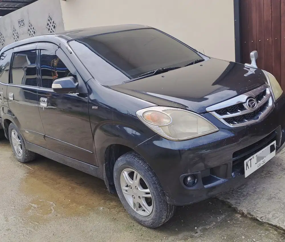 Daihatsu Xenia Xi 1,3 tahun 2010