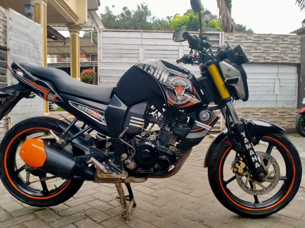 Yamaha Byson lengkap motor sehat walafiat keterangan detail dibawah