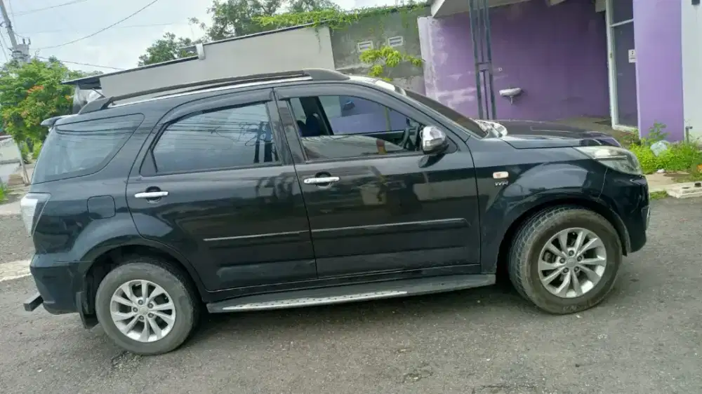 Daihatsu Terios  2017 At metic metik Toyota rush Kendal semarang