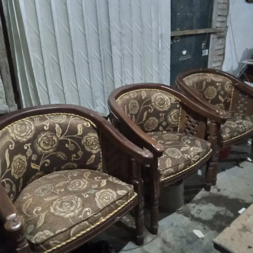 JUAL KURSI TAMU JATI KONDISI BAIK