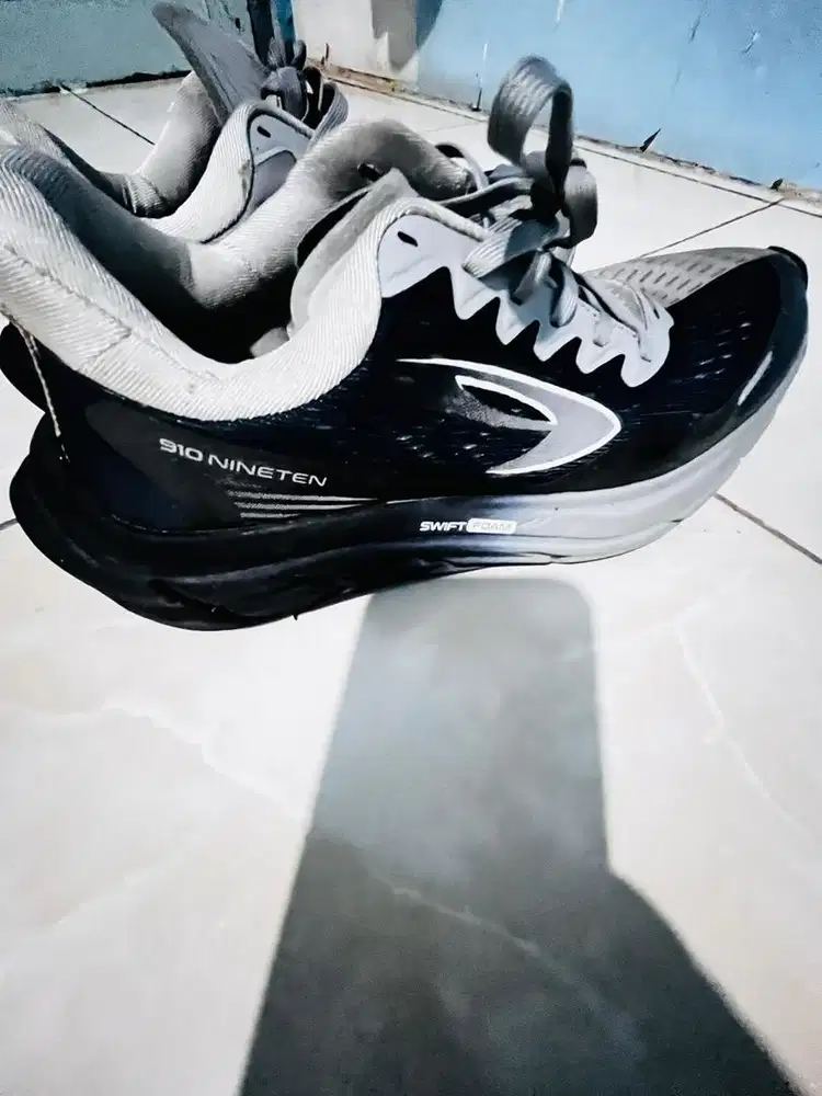 Jual sepatu bekas 910 nineten