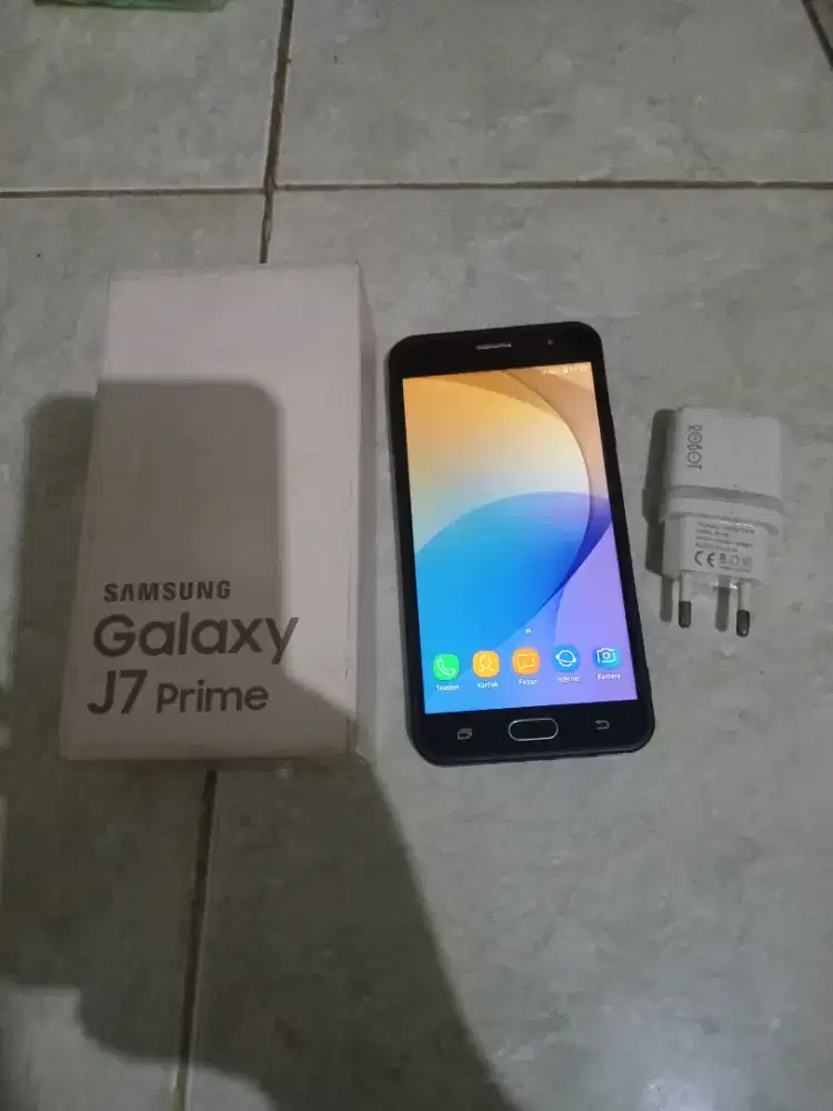 Samsung galaxy j7 prime ram 3/32